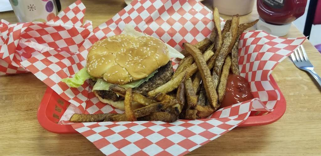 Azle Cafe | restaurant | 1119 Boyd Rd, Azle, TX 76020, USA | 8172700403 OR +1 817-270-0403