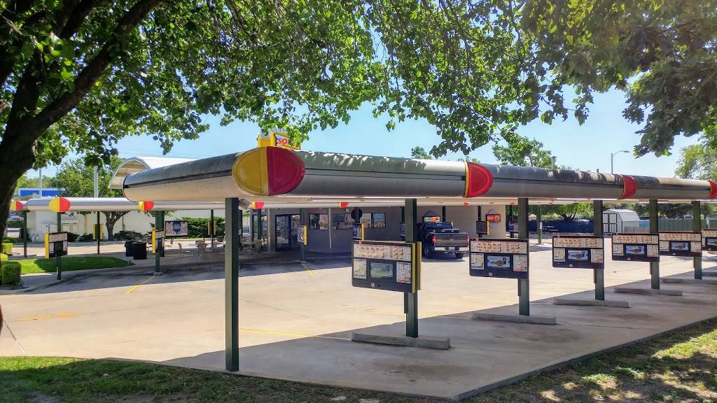 Sonic Drive-In | restaurant | 12453 Lamplight Village Ave, Austin, TX 78758, USA | 5123397232 OR +1 512-339-7232