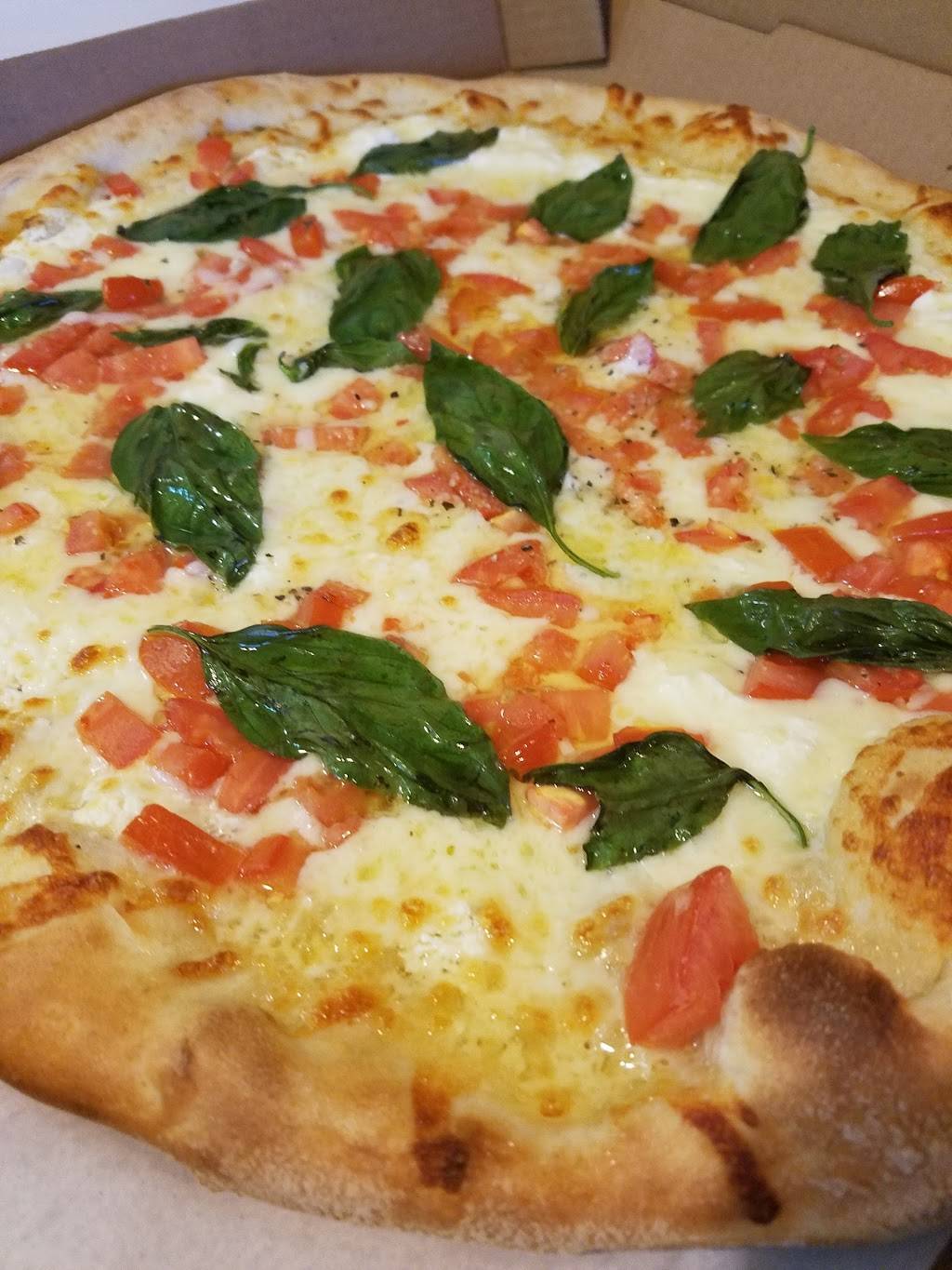 Marios Pizza | restaurant | 36 W Main St, Berryville, VA 22611, USA | 5409554848 OR +1 540-955-4848