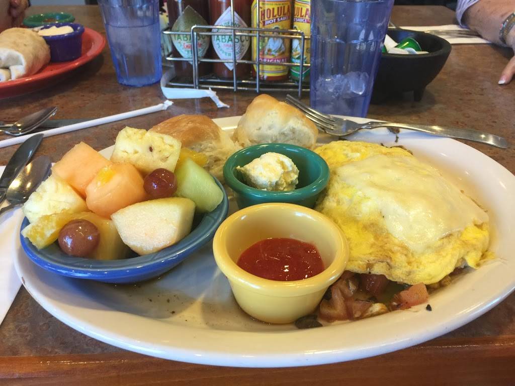 Biscuits Cafe | restaurant | 19420 N 59th Ave, Glendale, AZ 85308, USA | 6233762440 OR +1 623-376-2440