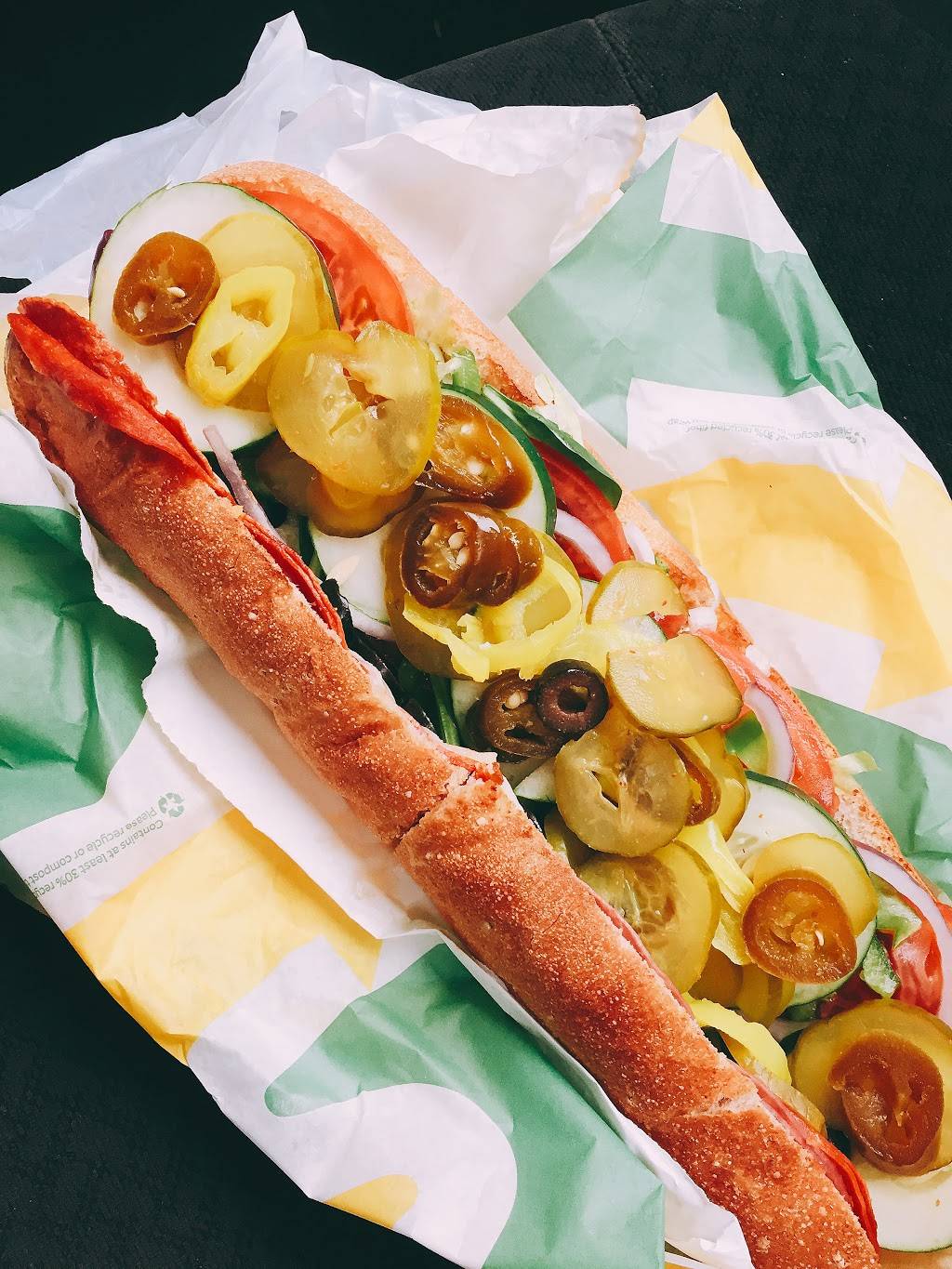 Subway | restaurant | 8553 E Washington St, Chagrin Falls, OH 44023, USA | 4405438044 OR +1 440-543-8044