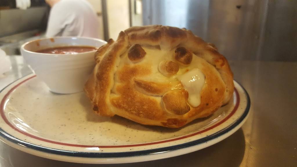 Scottos Italian Restaurant & Pizzeria | restaurant | 1412 W Broad St, Waynesboro, VA 22980, USA | 5409428715 OR +1 540-942-8715