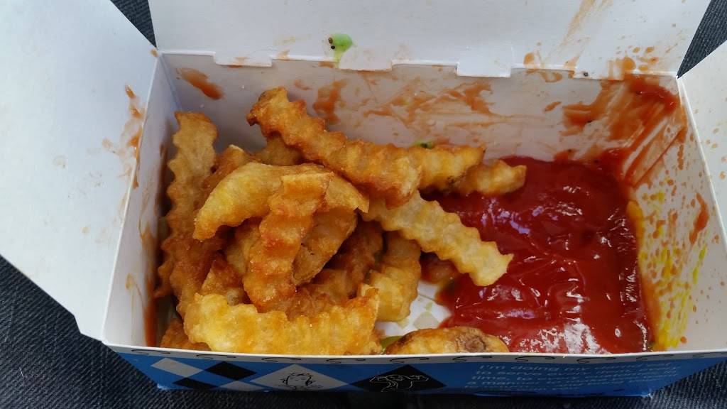 Superdawg Drive-In | restaurant | 6363 N Milwaukee Ave, Chicago, IL 60646, USA | 7737630660 OR +1 773-763-0660