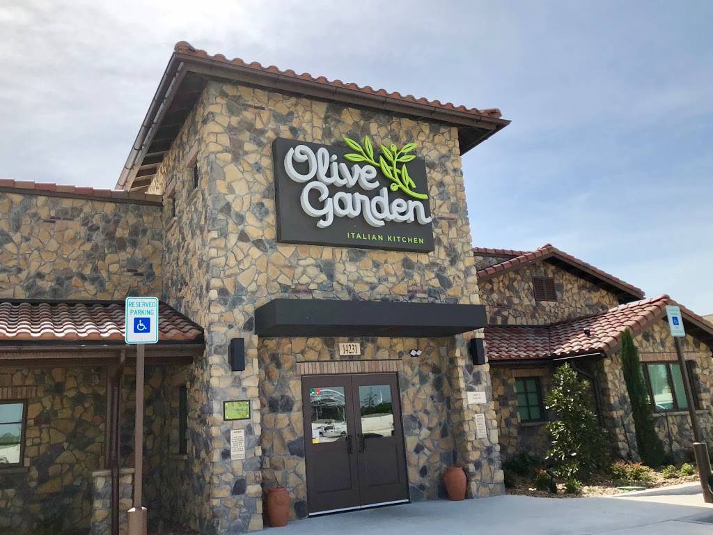 Olive Garden Italian Restaurant | meal takeaway | 14231 East Sam Houston Pkwy N, Houston, TX 77044, USA | 2814583003 OR +1 281-458-3003