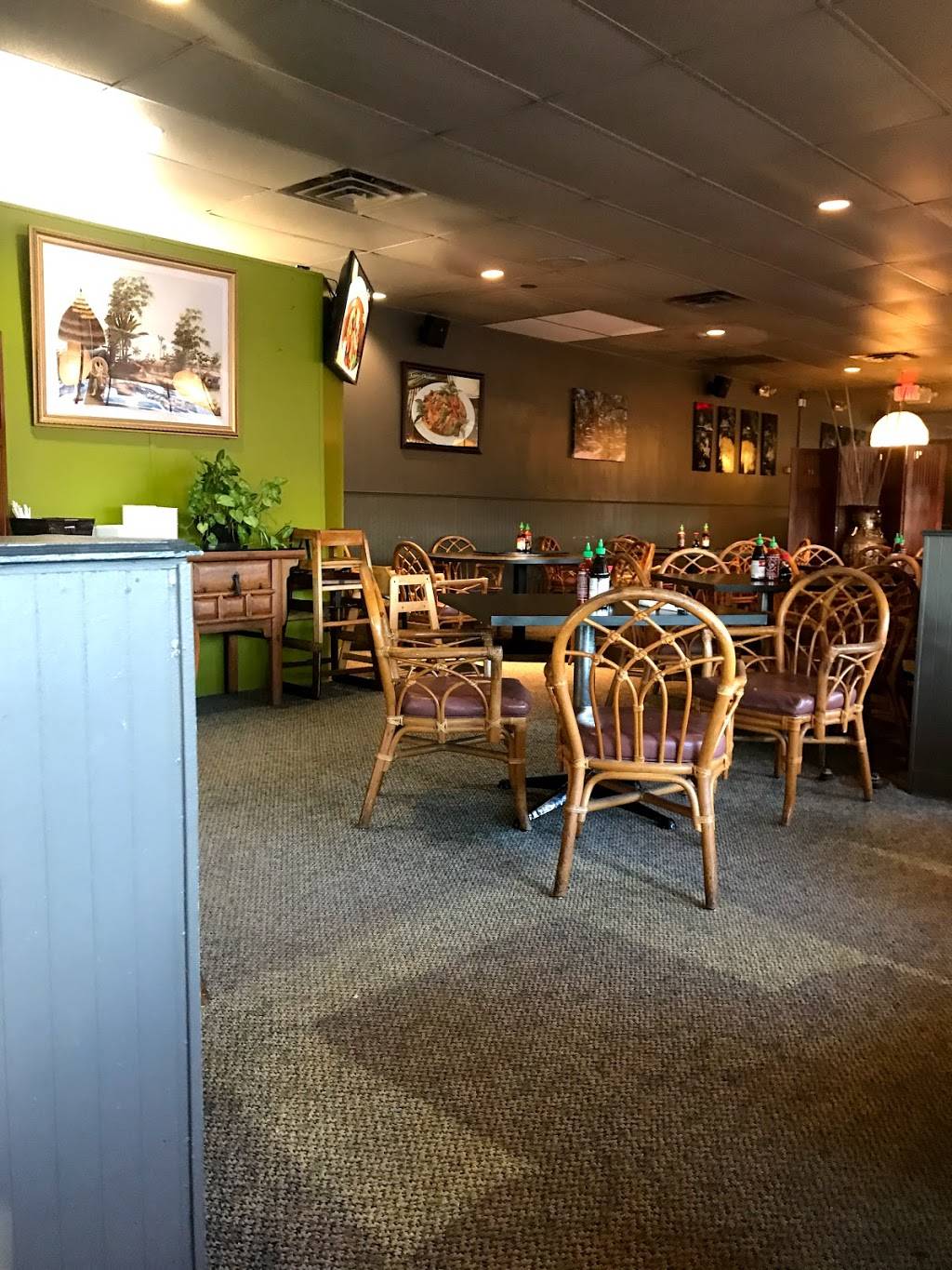 Saigon Restaurant | restaurant | 12100 W Center Rd, Omaha, NE 68144, USA | 4026977000 OR +1 402-697-7000