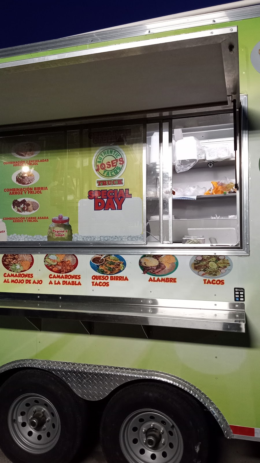 Joses Taco Truck | restaurant | 3680 W Van Giesen St, West Richland, WA 99353, USA | 5094383055 OR +1 509-438-3055