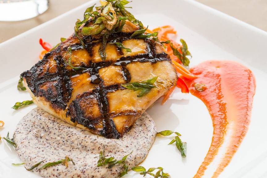 nines American Bistro | restaurant | 12400 N Ville Du Parc Dr, Mequon, WI 53092, USA | 2625180129 OR +1 262-518-0129