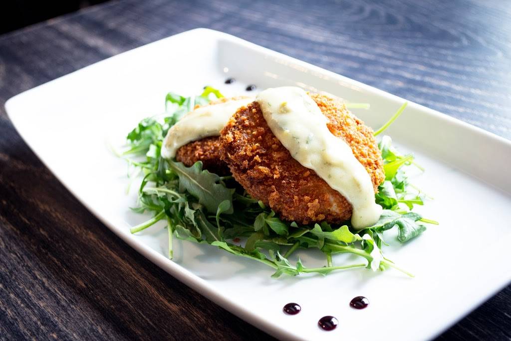 Indigo Room | restaurant | 800 48th Ave, Amana, IA 52203, USA | 3198385015 OR +1 319-838-5015