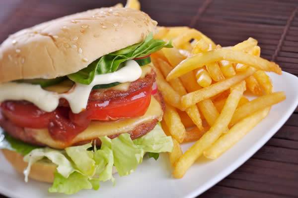 Murphys South on Broadway | restaurant | 657 S Broadway, Boulder, CO 80305, USA | 3034947626 OR +1 303-494-7626