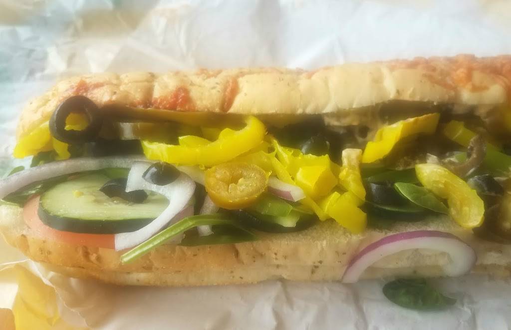 Subway | meal takeaway | 3720 Bonham St, Paris, TX 75462, USA | 9037398200 OR +1 903-739-8200