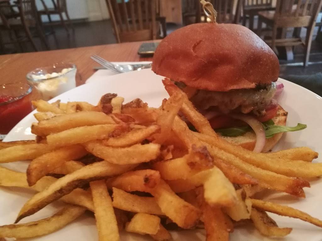 Popolo | restaurant | 36 Square, Bellows Falls, VT 05101, USA | 8024607676 OR +1 802-460-7676