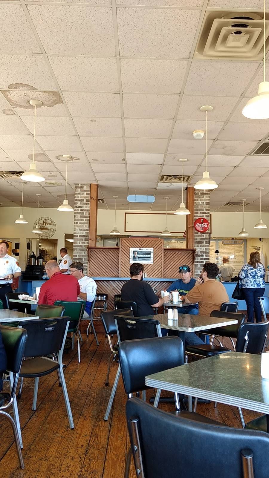 2 Squares A Day | restaurant | 3399 Amnicola Hwy, Chattanooga, TN 37406, USA | 4236977595 OR +1 423-697-7595