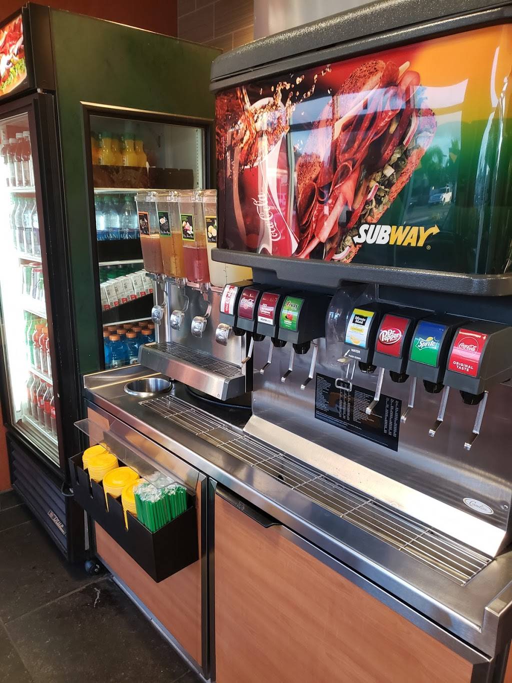 Subway | restaurant | 2850 Johnson Dr, Ventura, CA 93003, USA | 8056421823 OR +1 805-642-1823