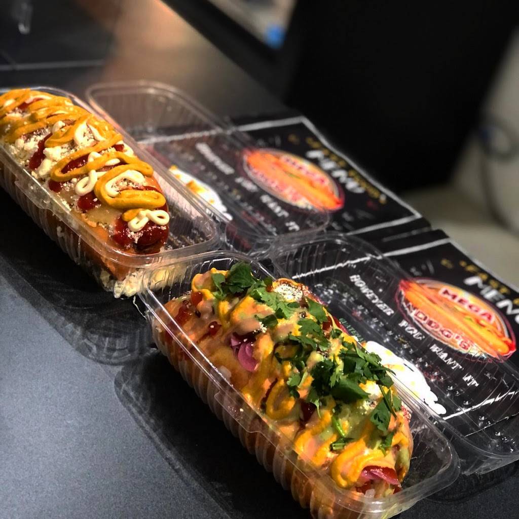 Mega Dogs | restaurant | 7500 Bellaire Boulevard Local F04, Primer Piso, Houston, TX 77036, USA | 8324235842 OR +1 832-423-5842