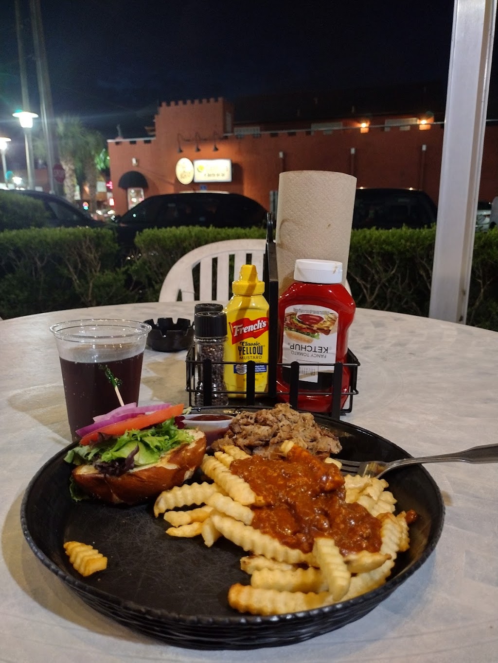 Fokkers Pub | restaurant | 215 Miracle Strip Pkwy SE, Fort Walton Beach, FL 32548, USA | 8502446666 OR +1 850-244-6666