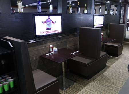 Turtle John’s Bar & Grill Cobourg | restaurant | 4620 45, Cobourg, ON K9A 4J9, Canada | 9053779113 OR +1 905-377-9113