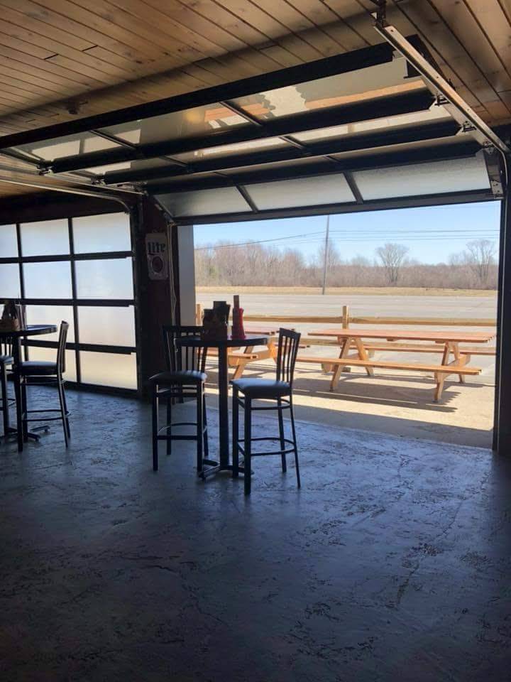 Spook Hill Bar And Grill | restaurant | 12139 US-11, Adams Center, NY 13606, USA | 3152844074 OR +1 315-284-4074