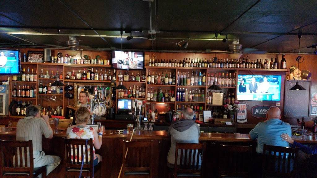 Stilin’s Neighbohood Pub & Grill | restaurant | 1977, 2029 Ogden Ave, Lisle, IL 60532, USA | 6309692333 OR +1 630-969-2333