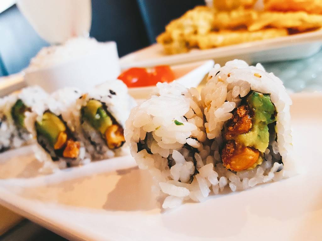 Kawa Japanese | restaurant | 325 W Silver Spring Dr, Milwaukee, WI 53217, USA | 4142495750 OR +1 414-249-5750