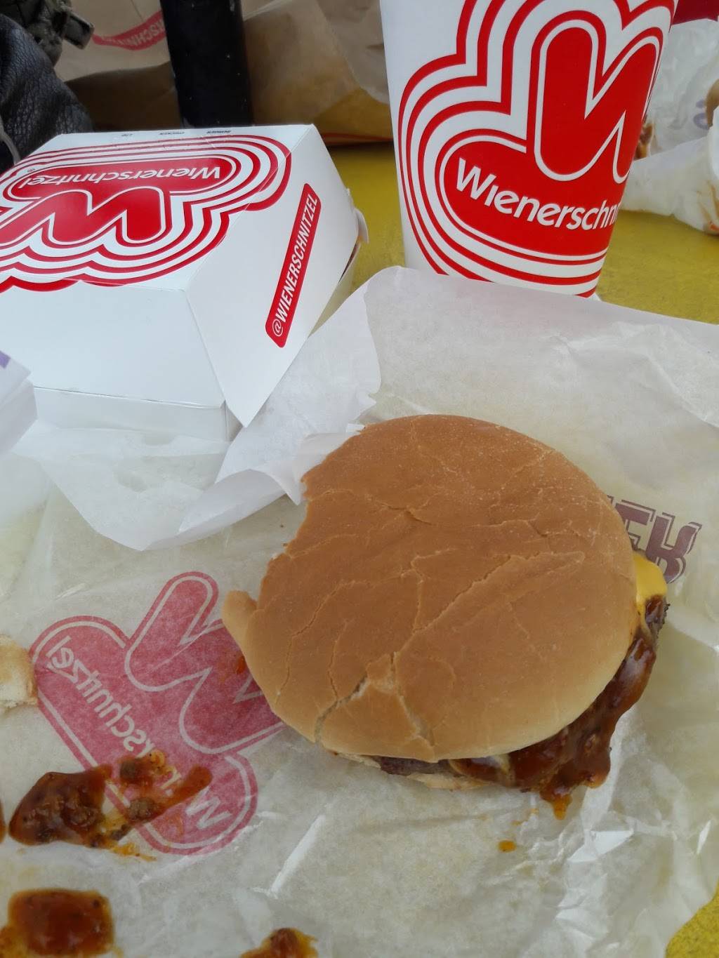 Wienerschnitzel | restaurant | 1960 Oceanside Blvd, Oceanside, CA 92054, USA | 7607541909 OR +1 760-754-1909