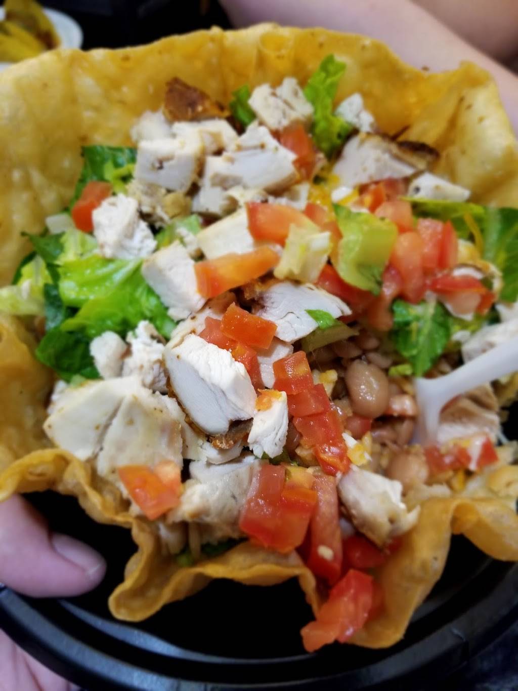 Chickenuevo | restaurant | 4299 W Ina Rd, Tucson, AZ 85741, USA | 5207442228 OR +1 520-744-2228