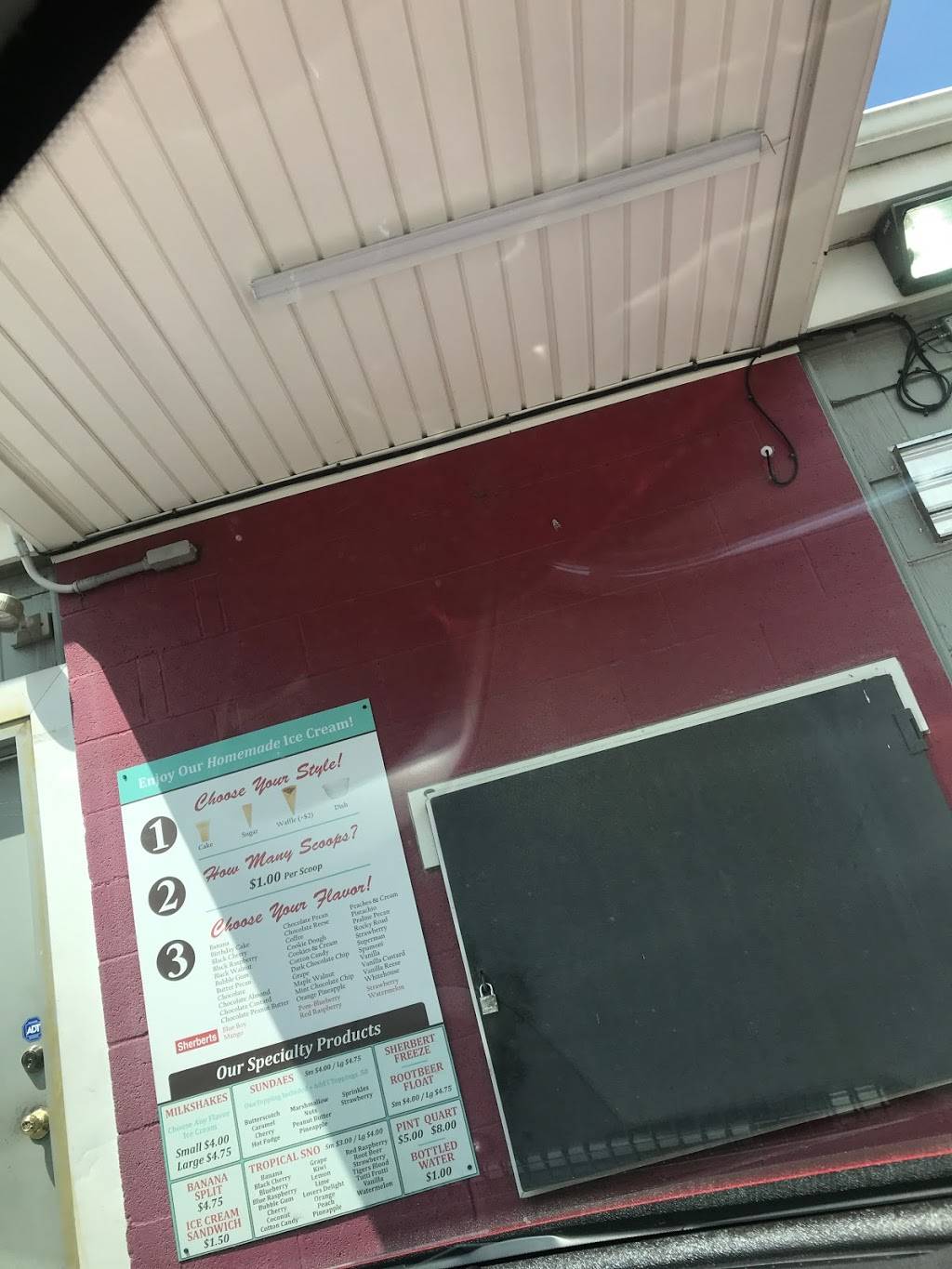 Webbs Ice Cream | restaurant | 129 N Main St, Hubbard, OH 44425, USA | 3307593047 OR +1 330-759-3047