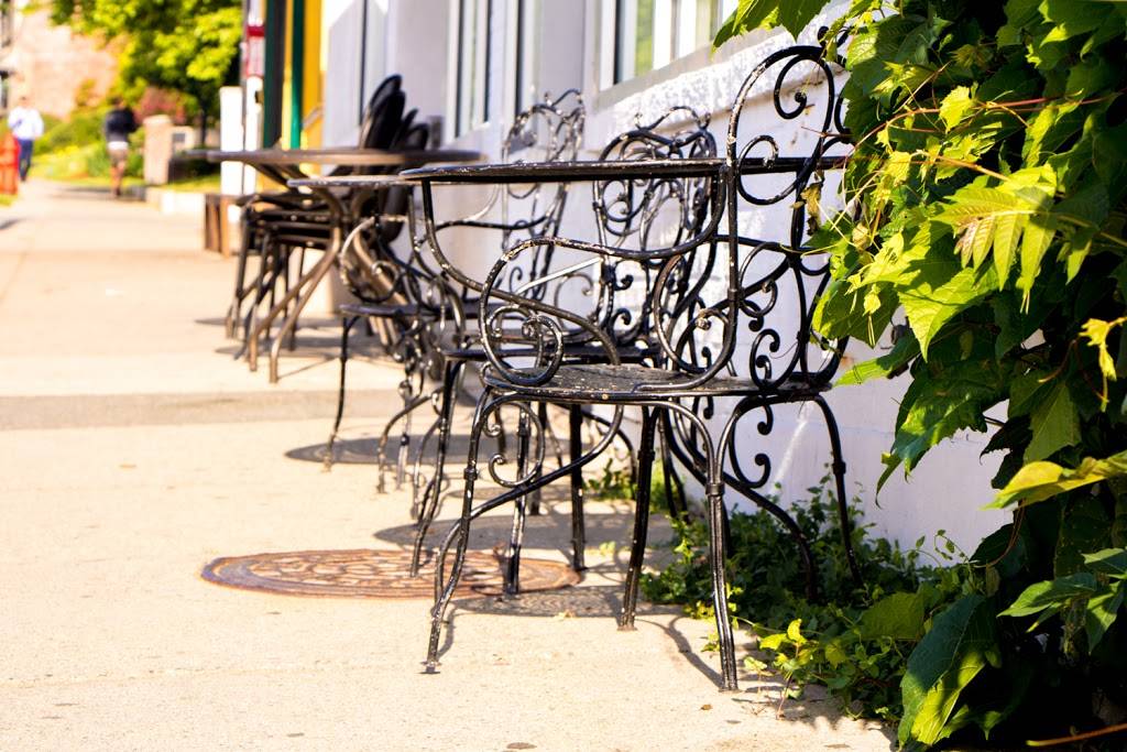 Flat Breads Cafe | restaurant | 11 Commonwealth Avenue, Chestnut Hill, MA 02467, USA | 6179648484 OR +1 617-964-8484