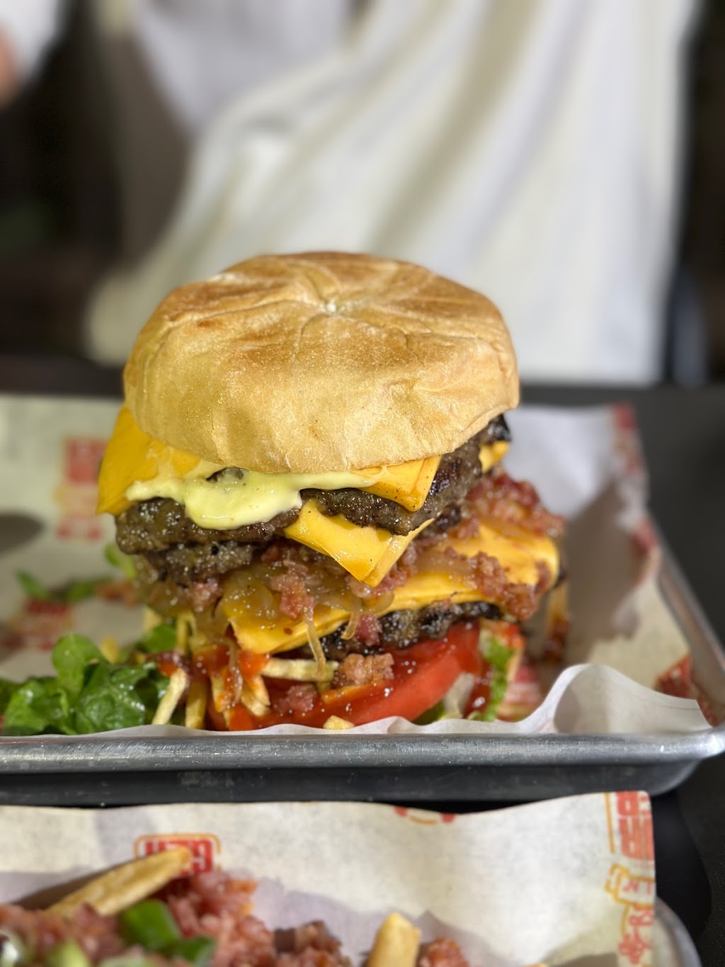 Chill N Burger | restaurant | 10201 NW 116th Way, Medley, FL 33178, USA | 5713317027 OR +1 571-331-7027