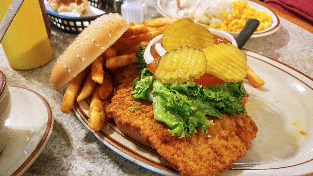 Fort Colony Family Diner Inc | restaurant | 5102 Avenue O, Fort Madison, IA 52627, USA | 3193725759 OR +1 319-372-5759