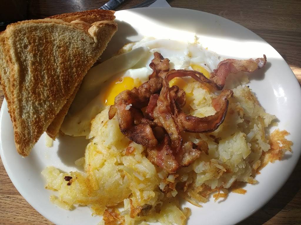 Peanuts Deluxe Cafe | cafe | 275 E San Fernando St, San Jose, CA 95112, USA | 4089989778 OR +1 408-998-9778