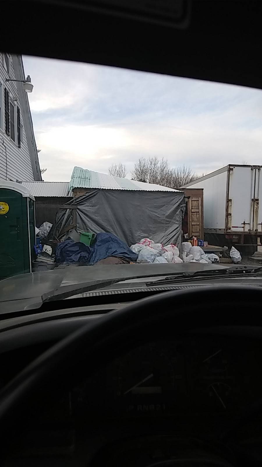 Townline Video Plus | meal takeaway | 3163 Atlantic Hwy, Warren, ME 04864, USA | 2072732455 OR +1 207-273-2455