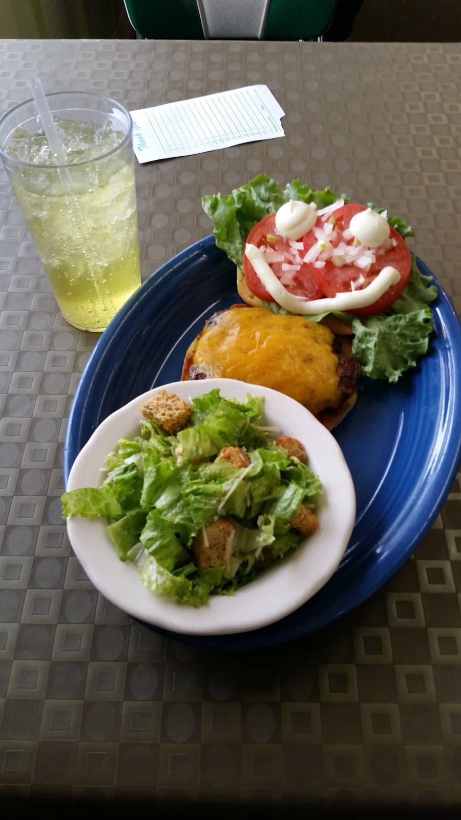 Dixie Diner | restaurant | 1724 Brevard Rd, Hendersonville, NC 28791, USA | 8286975025 OR +1 828-697-5025