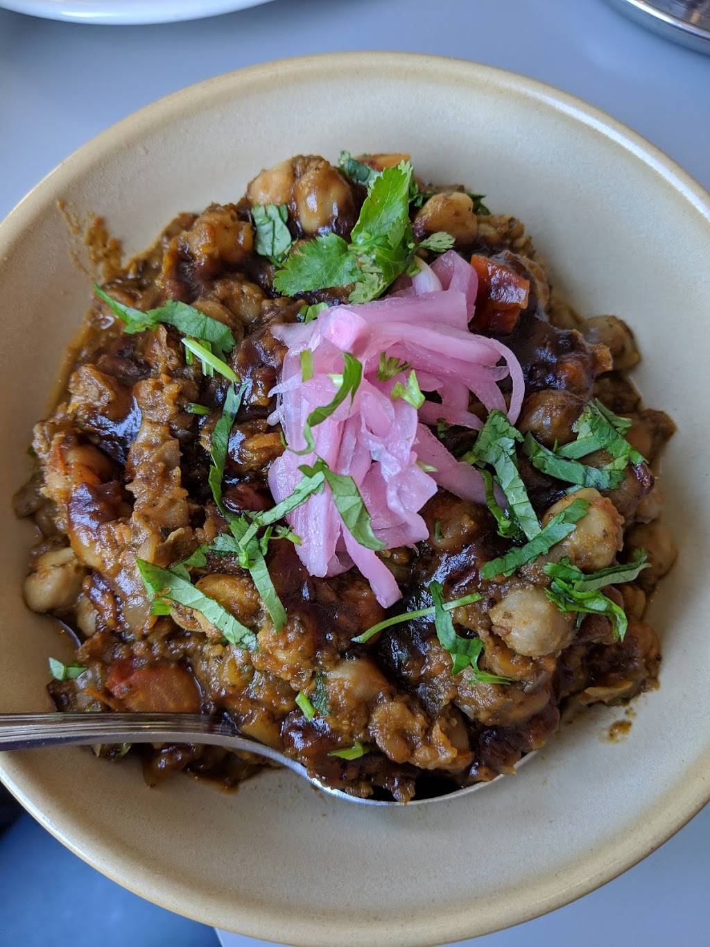 Badmaash | restaurant | 418 N Fairfax Ave, Los Angeles, CA 90036, USA | 2132815185 OR +1 213-281-5185