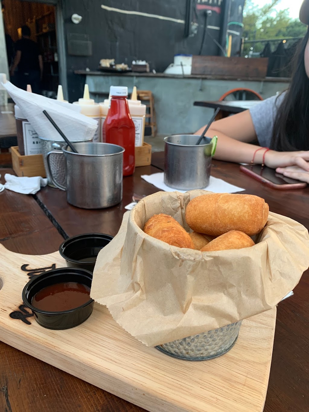 Juanchis Burgers | restaurant | 1247 Coral Way, Miami, FL 33145, USA | 7863602457 OR +1 786-360-2457