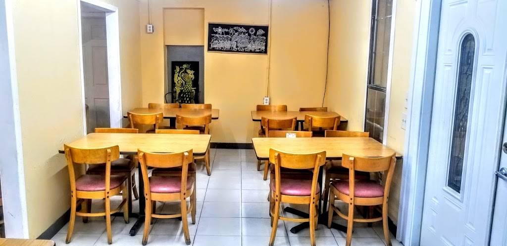 Ceylon Mex | restaurant | 501 S Main St, Highlands, TX 77562, USA | 8322129762 OR +1 832-212-9762