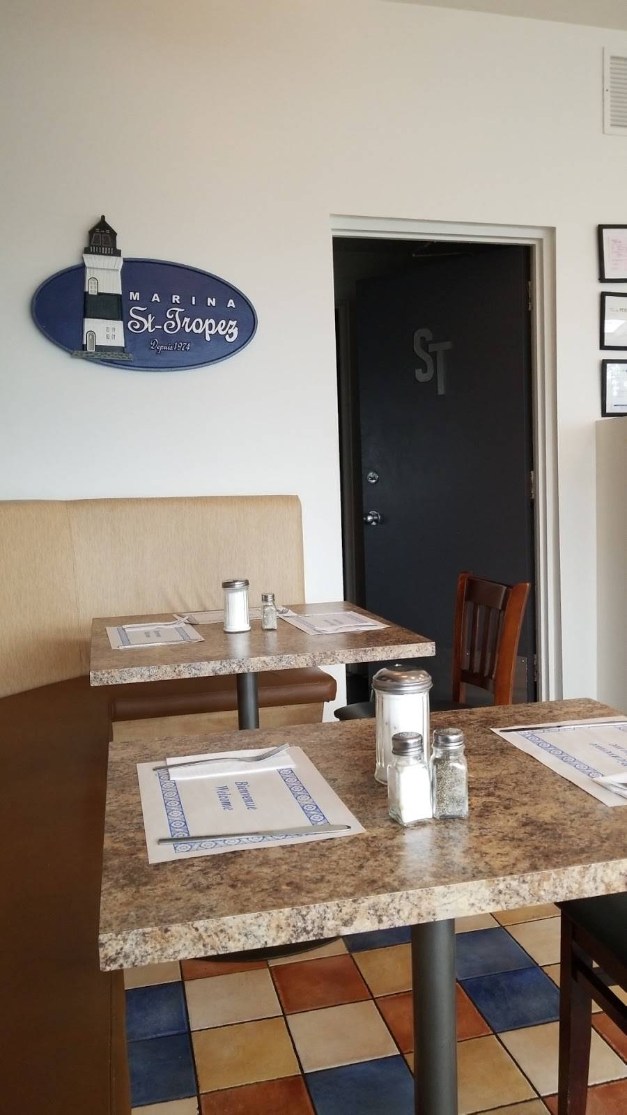 Marina St-Tropez | restaurant | 23 23 39 Av, Saint-Blaise-sur-Richelieu, QC J0J 1W0, Canada | 4502913300 OR +1 450-291-3300