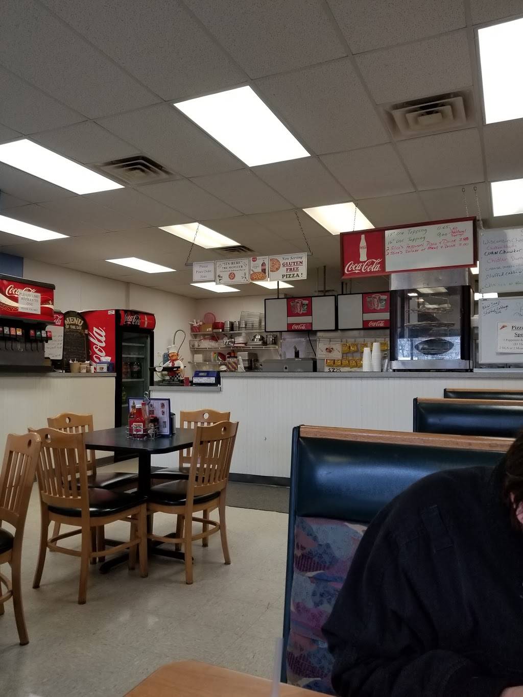 Rocket Pizza & Subs | restaurant | 1384 Holton Rd, Muskegon, MI 49445, USA | 2317195555 OR +1 231-719-5555