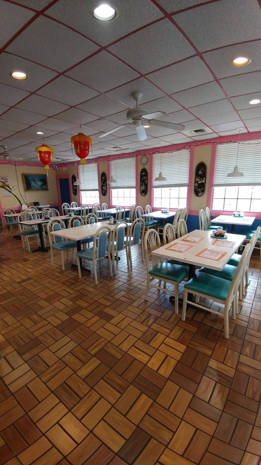 Gold Dragon Chinese Restaurant | restaurant | 7116, 1500 W Pioneer Dr, Irving, TX 75061, USA | 9722539030 OR +1 972-253-9030