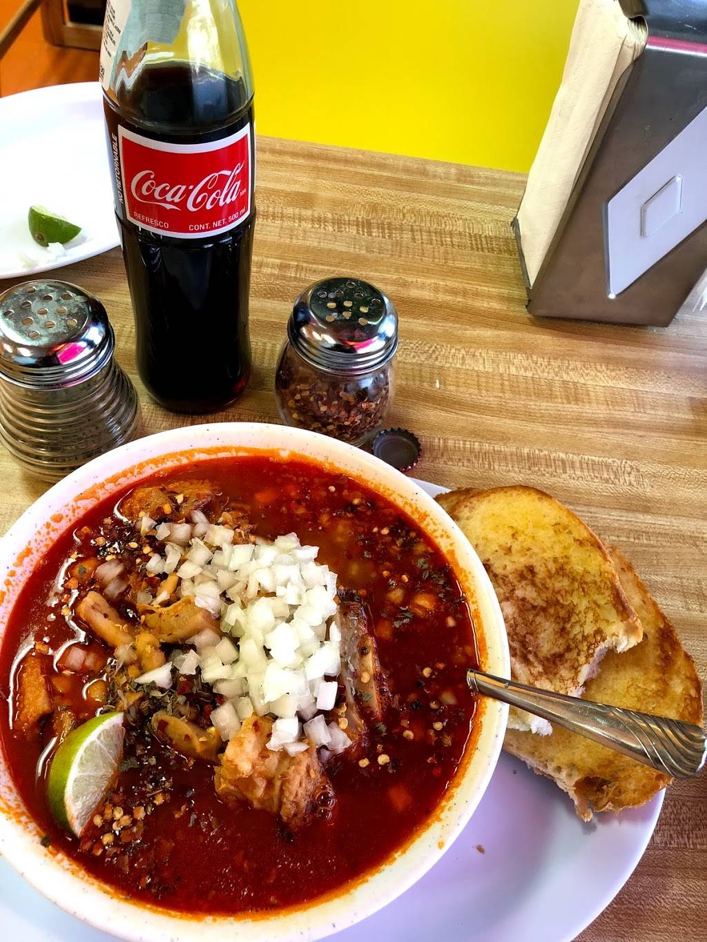 La Gaviota Restaurante | restaurant | 2280 S Quebec St C, Denver, CO 80231, USA | 3033689941 OR +1 303-368-9941