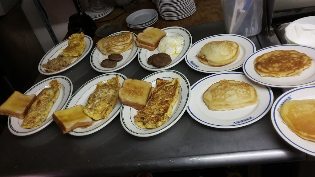 Charlie Maes | restaurant | 2211 US-65, Lake Village, AR 71653, USA | 8702659890 OR +1 870-265-9890