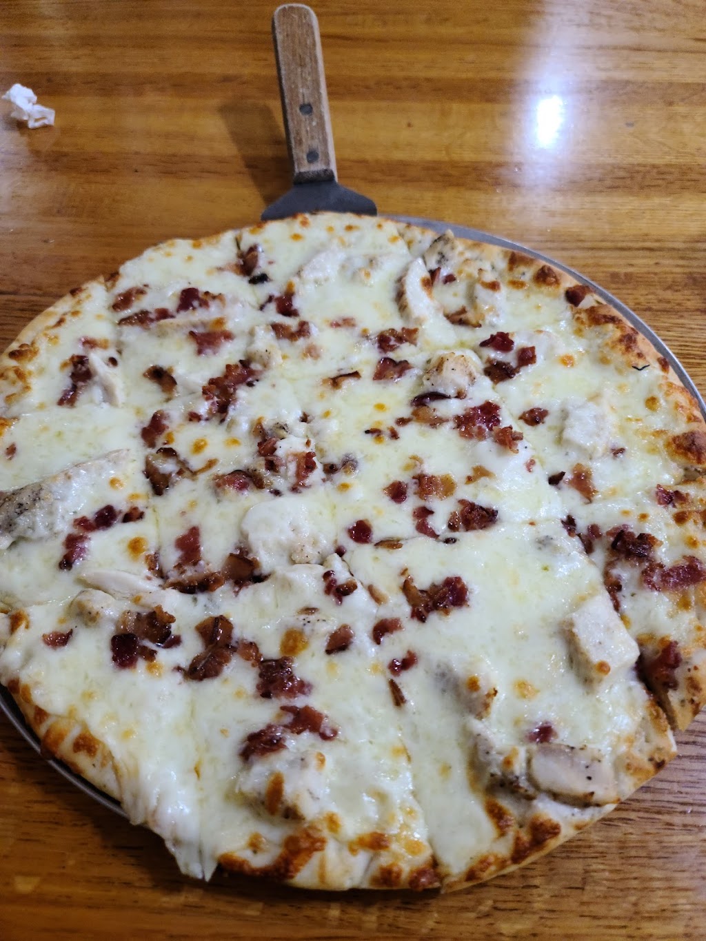 Boss Pizza & Chicken | meal delivery | 212 Winter St, Keystone, SD 57751, USA | 6056664122 OR +1 605-666-4122