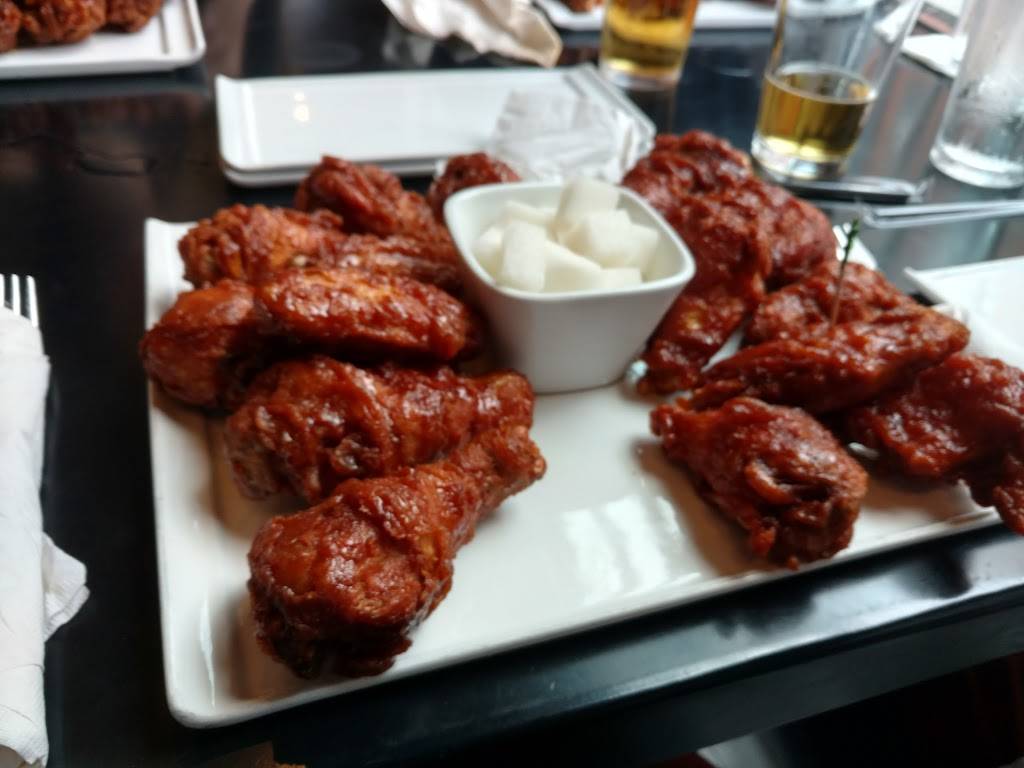 Bonchon Arlington | restaurant | 2201 N Pershing Dr E, Arlington, VA 22201, USA | 7035281011 OR +1 703-528-1011