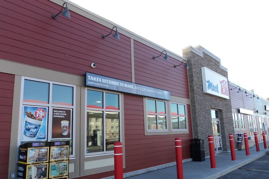 Macs | meal takeaway | 196 Talbot St N, Essex, ON N8M 2C8, Canada | 5197768078 OR +1 519-776-8078