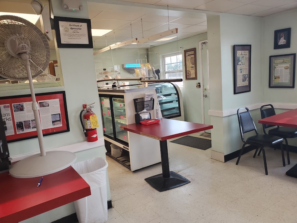 Nimas Pizza & More | restaurant | 109 S School Pl, Gassville, AR 72635, USA | 8704356828 OR +1 870-435-6828