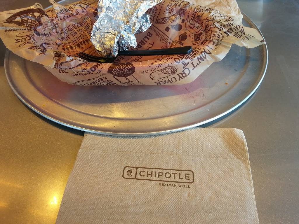 Chipotle Mexican Grill | restaurant | 5330 S Pulaski Rd, Chicago, IL 60632, USA | 7735817625 OR +1 773-581-7625