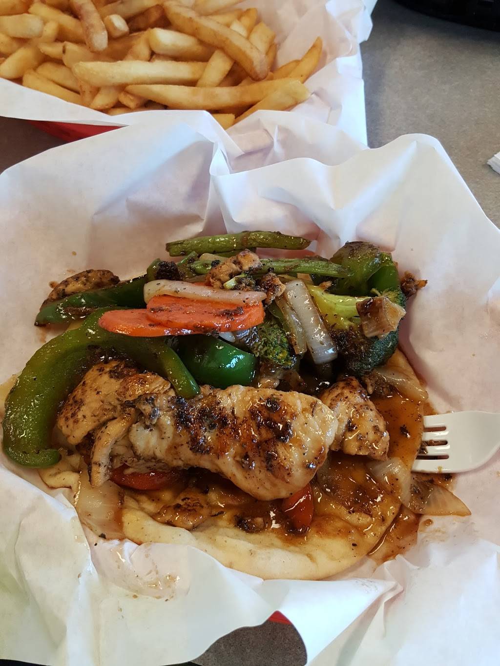 Spankys Gyros | restaurant | 2627 Sandhutton Ave, Rockford, IL 61109, USA | 8153971336 OR +1 815-397-1336