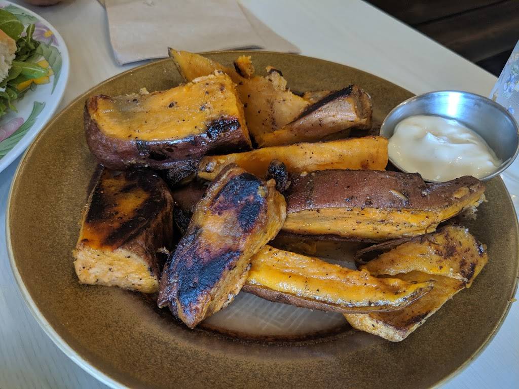 Park Grocery Deli & Bar | restaurant | 294 Woolwich St, Guelph, ON N1H 3W3, Canada | 5192659002 OR +1 519-265-9002