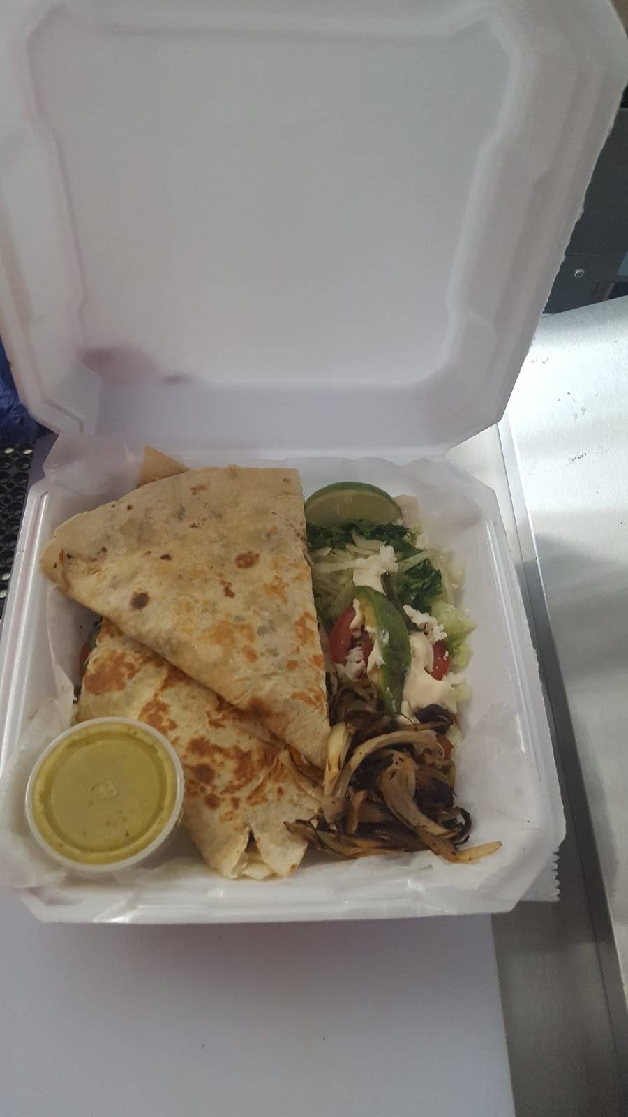 Tacos El Patron LLC Food Trailer ,In The Gas Station Bp Circle K | restaurant | 2115 S Orange Blossom Trail, Apopka, FL 32703, USA | 3214195973 OR +1 321-419-5973