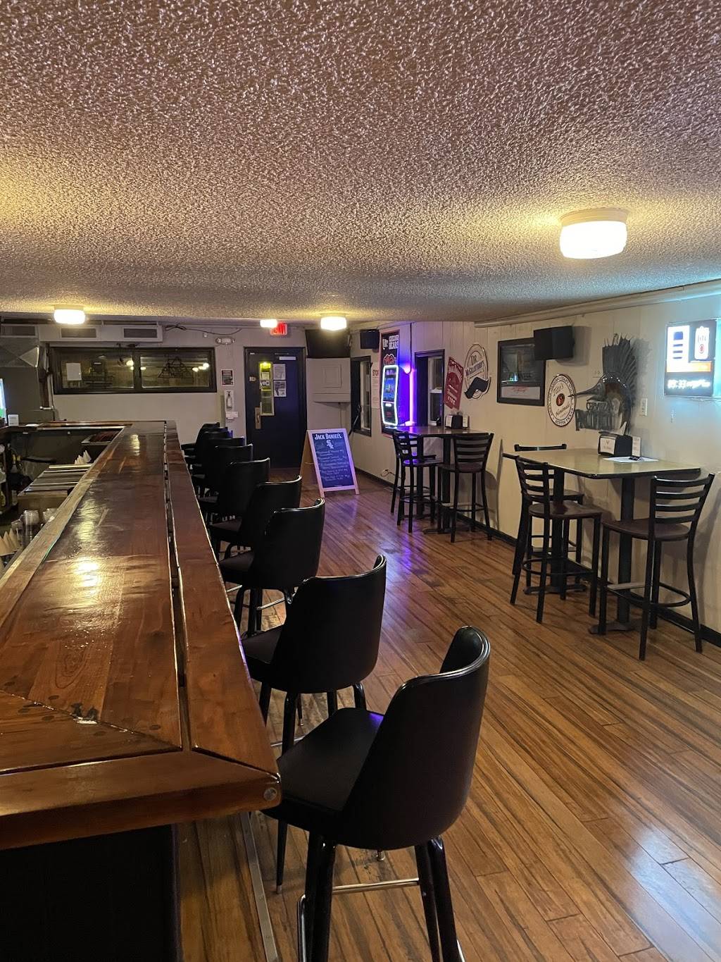 Dutch Inn West | restaurant | 2288 Foothill Rd, Elgin, IL 60123, USA | 8478889560 OR +1 847-888-9560