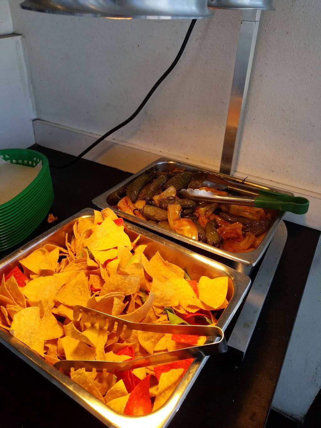 Los Primos Cantina | restaurant | 10176 Adams Ave, Huntington Beach, CA 92646, USA | 7149627735 OR +1 714-962-7735